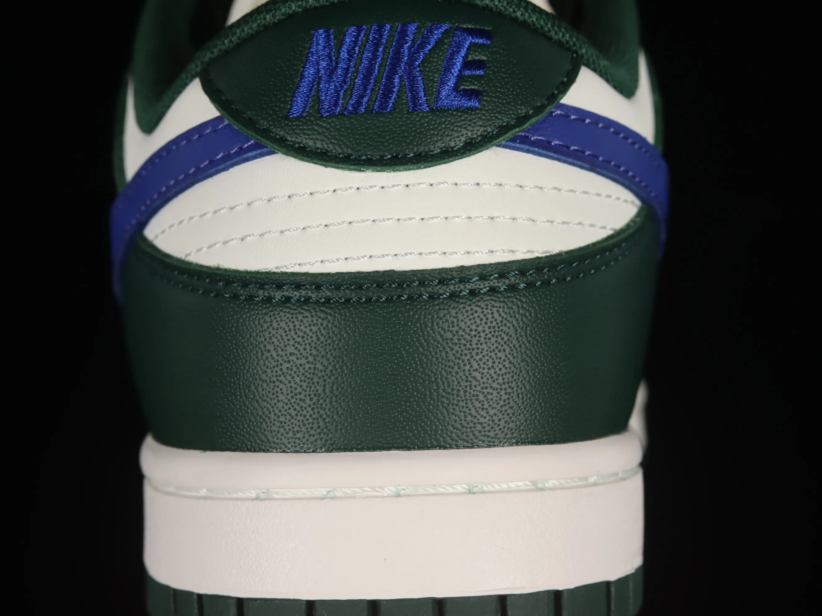 All categories Nk SB Dunk series Nk SB Dunk Low low-top sneakers Nk Dunk Low "Gorge Green" retro white and green SB low-top sports and leisure sneakers DD1503-300
